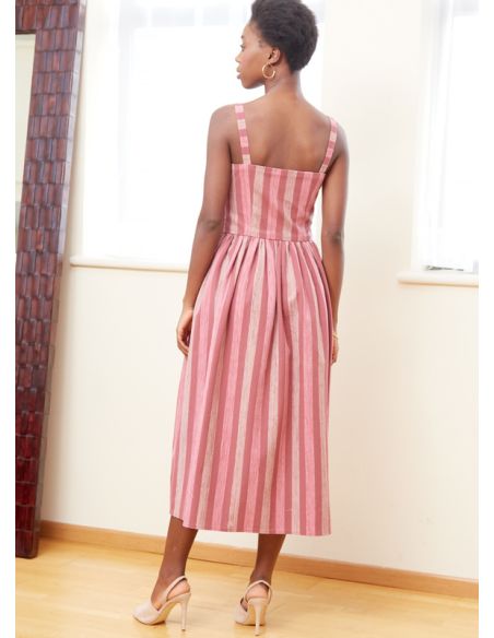 Patron McCall's 7950.A5 - Robes