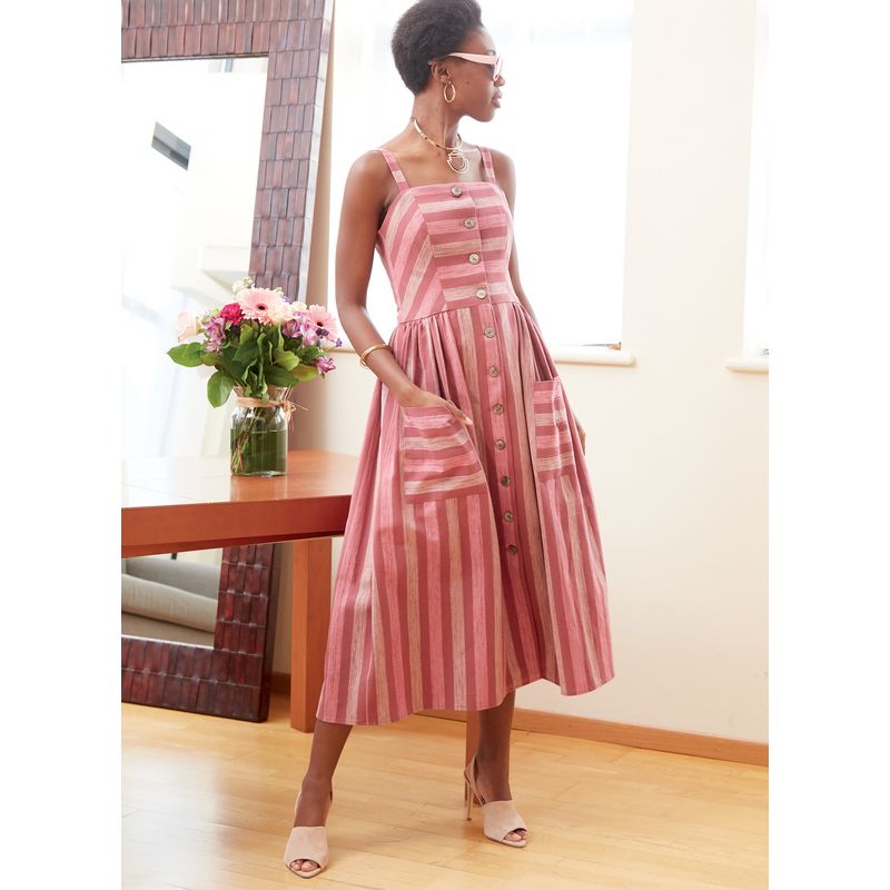 Patron McCall's 7950.A5 - Robes