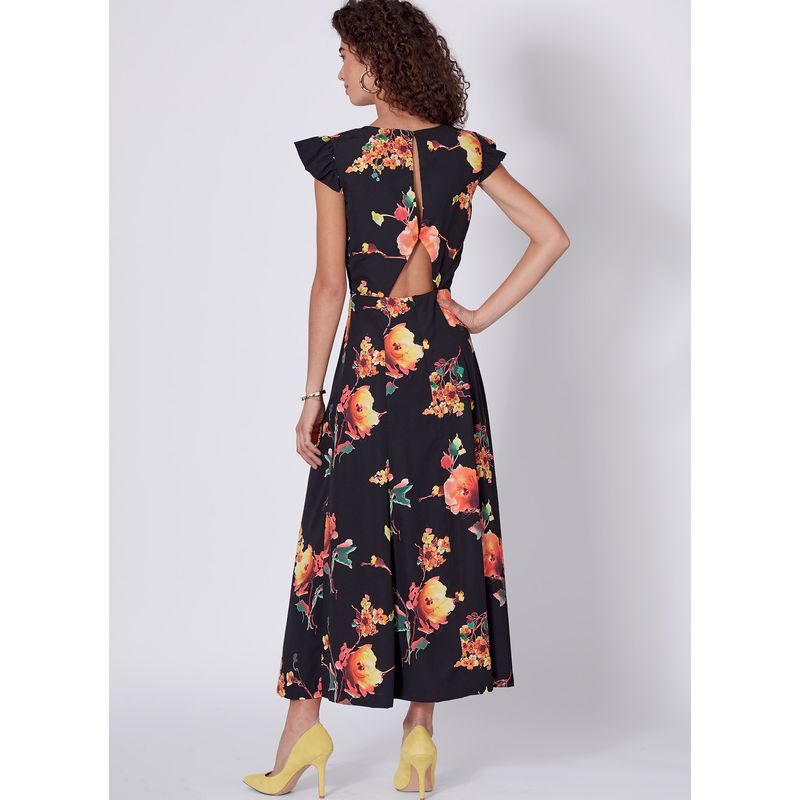 Patron McCall's 7971.A5 - Robes