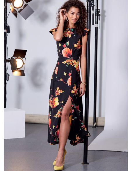 Patron McCall's 7971.A5 - Robes