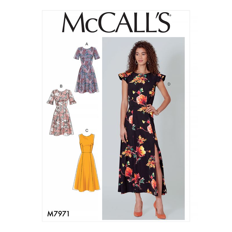 Patron McCall's 7971.A5 - Robes