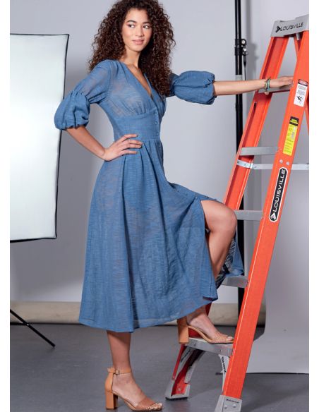 Patron McCall's 7974.A5 - Robes