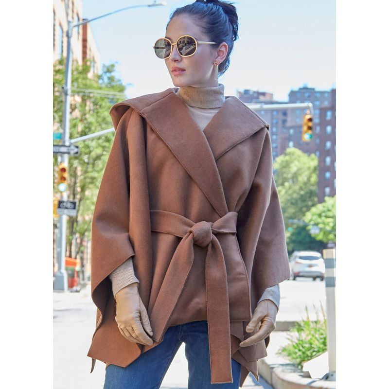 Patron McCall's 8029.Y - Capes