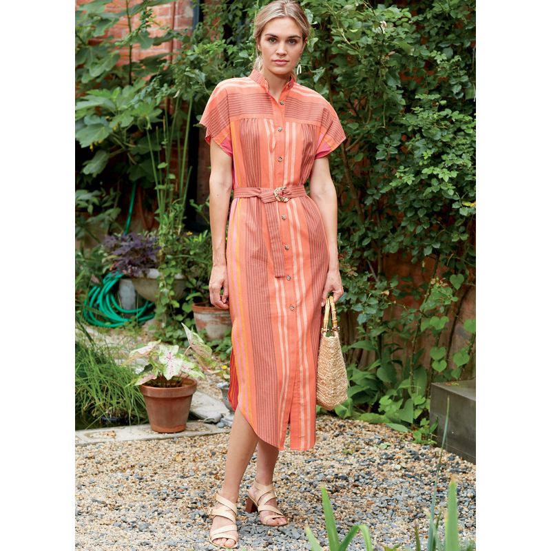 Patron McCall's 8030.A - Robes