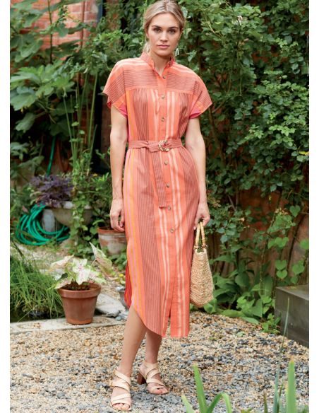 Patron McCall's 8030.A - Robes