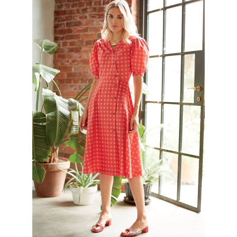 Patron McCall's 8036.A5 - Robes