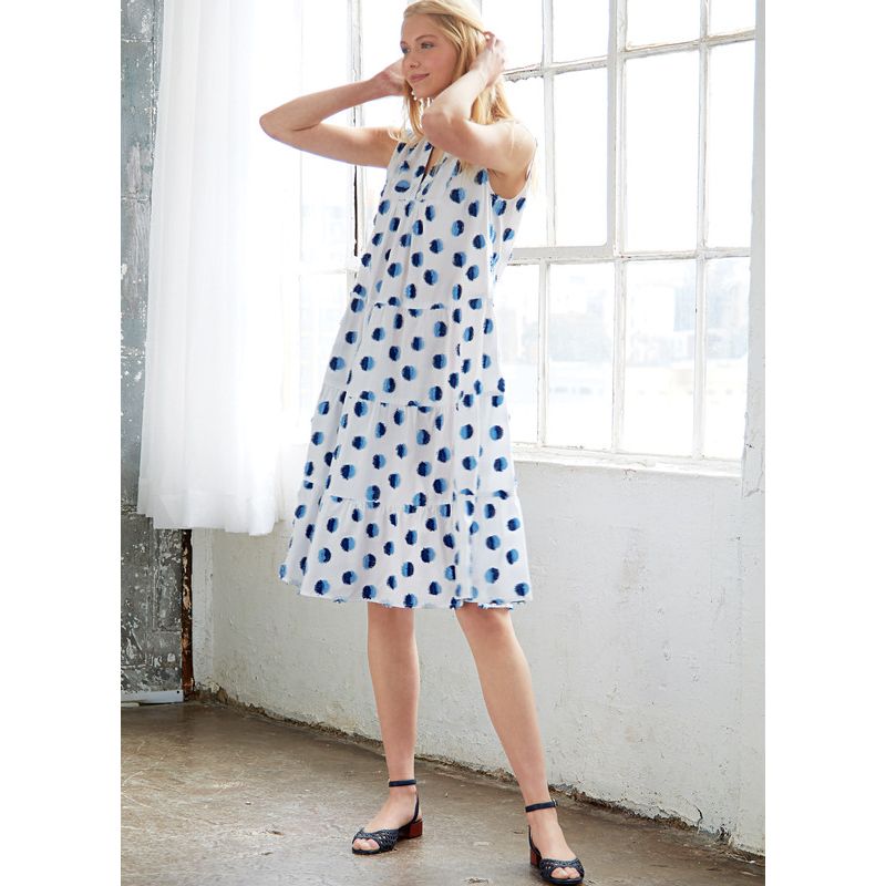 Patron McCall's 8090.A - Robes