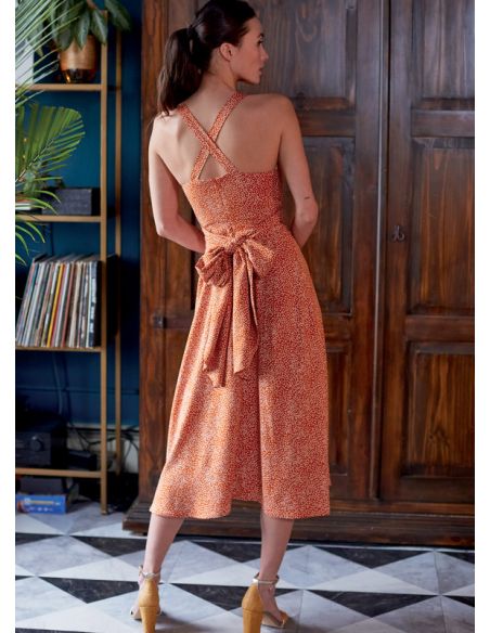 Patron McCall's 8105.A5 - Robes