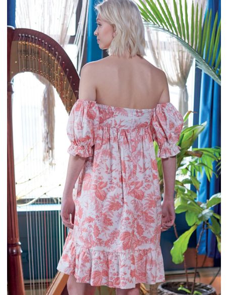 Patron McCall's 8108.A5 - Robe