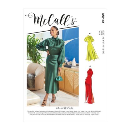 Patron McCall's 8141.A5 - Robes