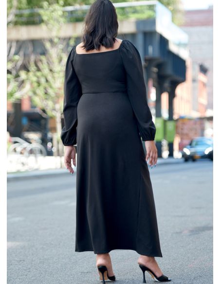 Patron McCall's 8174.B5 - Robes