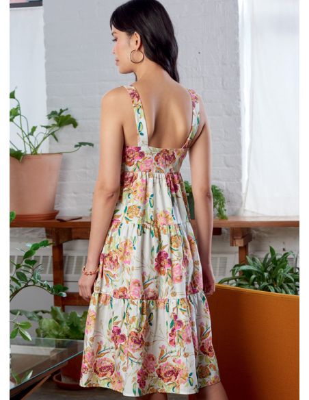 Patron McCall's 8193.A5 - Robes