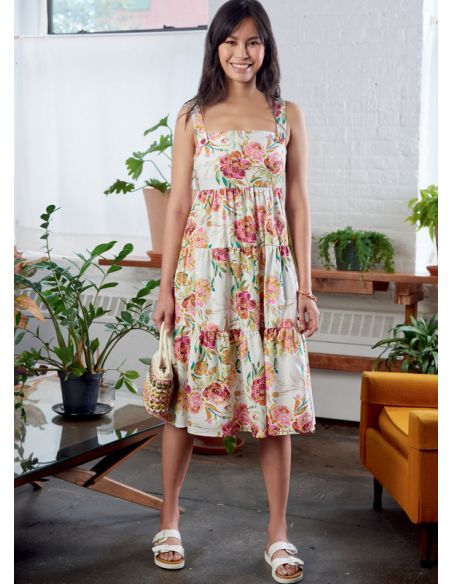 Patron McCall's 8193.A5 - Robes