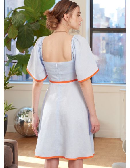 Patron McCall's 8195.A5 - Robes