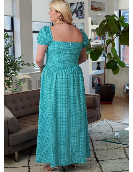 Patron McCall's 8209.B5 - Robes et combinaison