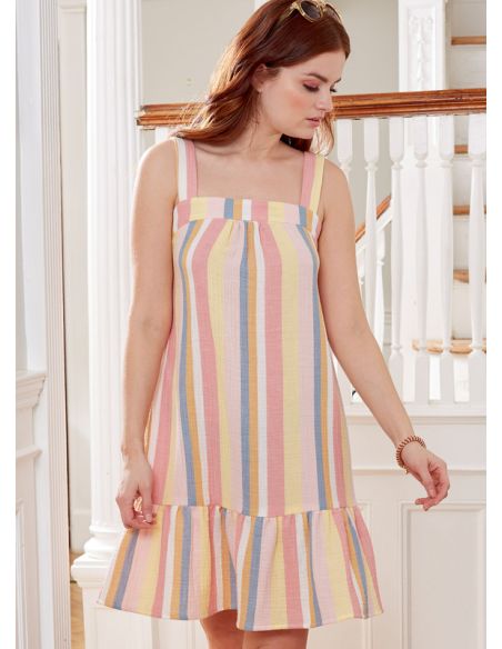 Patron McCall's 8213.Y - Robes