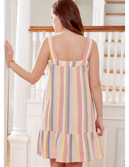 Patron McCall's 8213.Y - Robes