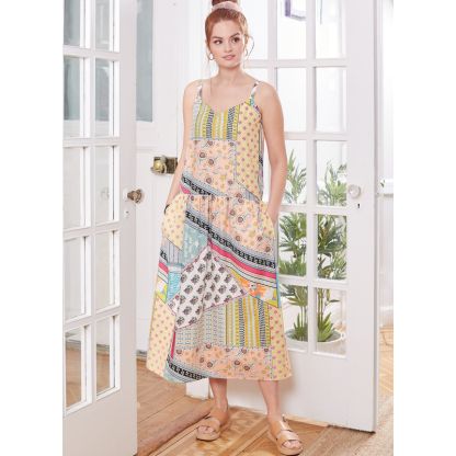 Patron McCall's 8214.Y - Robes 2