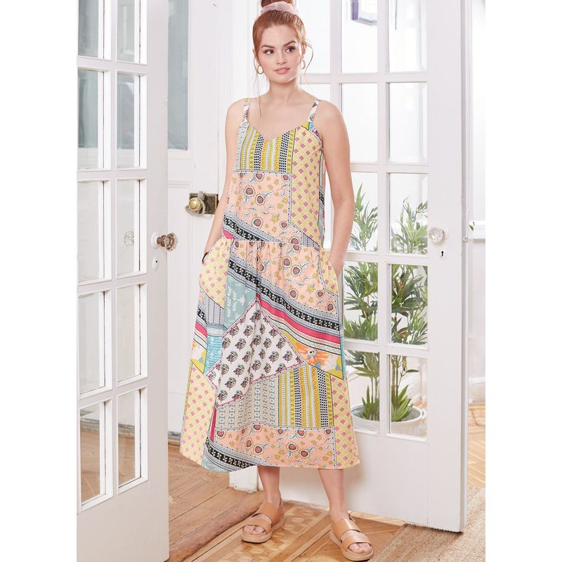 Patron McCall's 8214.Y - Robes