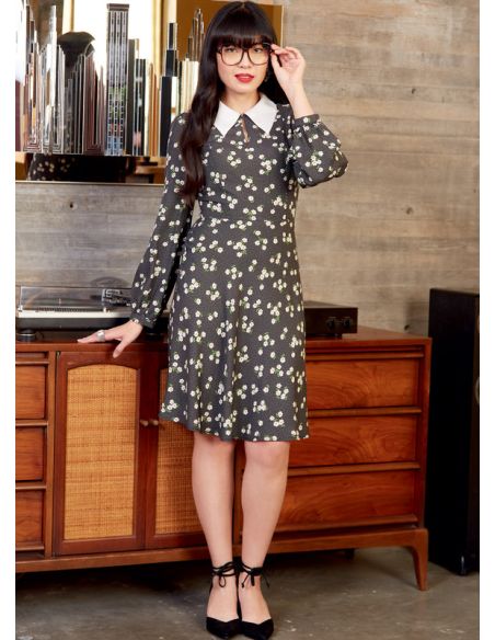 Patron McCall's 8239.A5 - Robes