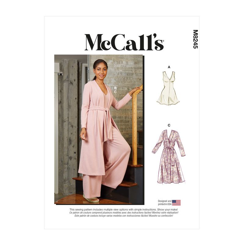 Patron McCall's 8245.A - Barboteuse, combinaison, robe de chambre