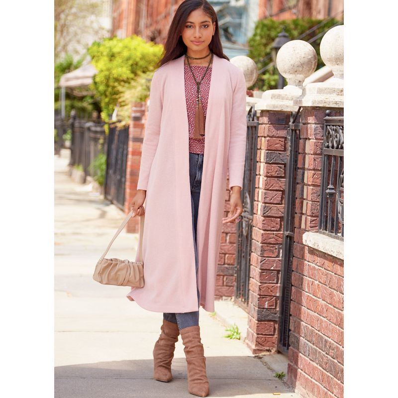 Patron McCall's 8245.A - Barboteuse, combinaison, robe de chambre