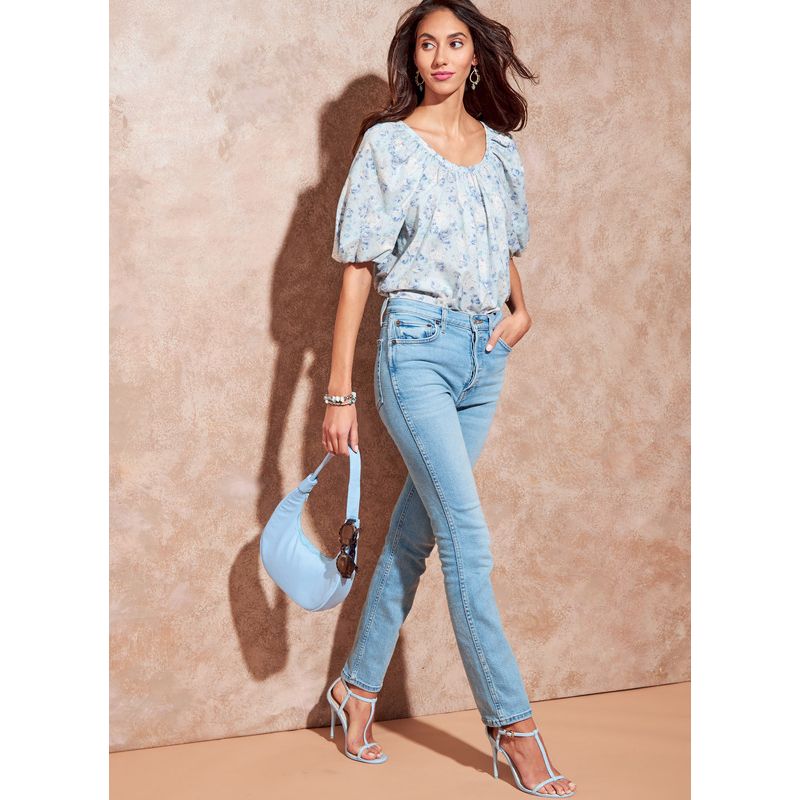 Patron McCall's 8256.A - Hauts