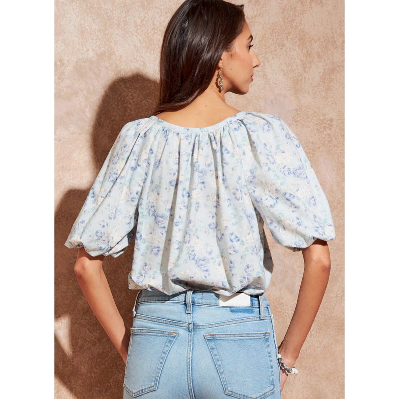 Patron McCall's 8256.A - Hauts