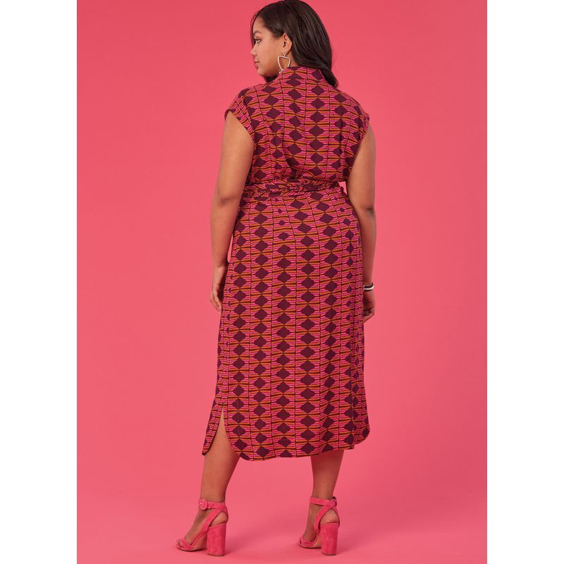 Patron McCall's 8286.B5 - Robes