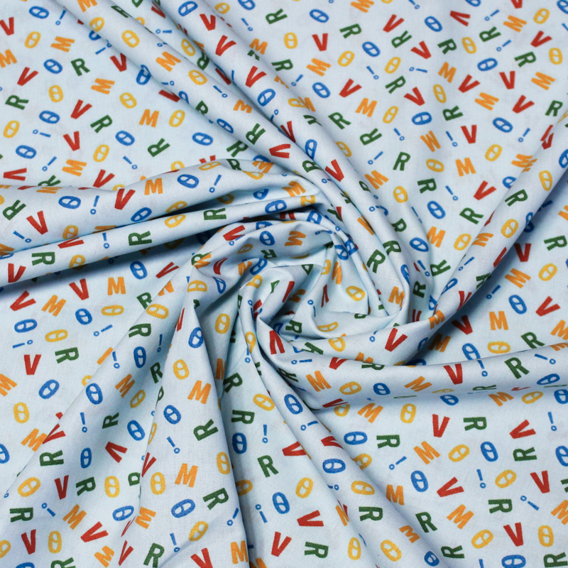 Popeline 100% coton - Lettre fond bleu clair