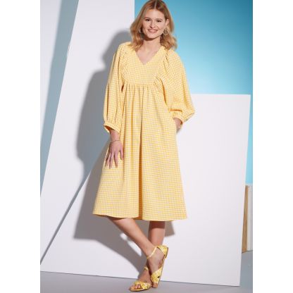 Patron McCall's 8312.Y - Robes 2