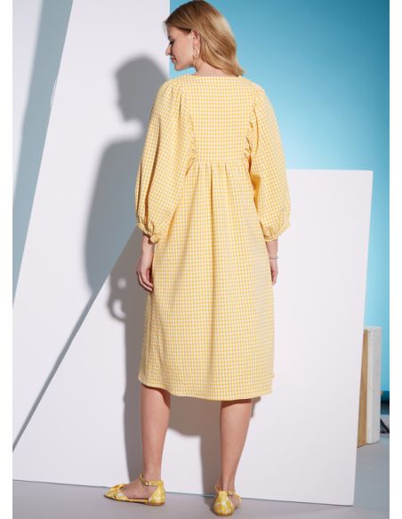 Patron McCall's 8312.Y - Robes