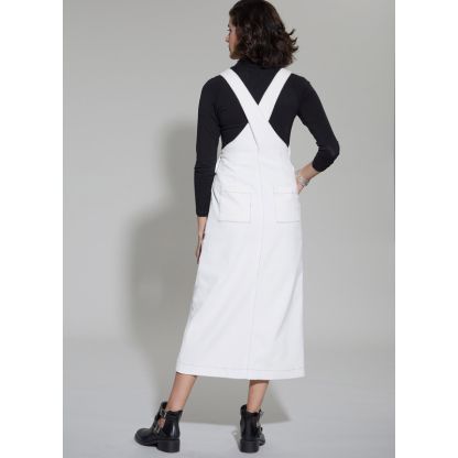 Patron McCall's 8345.A5 - Jupe-salopette 2