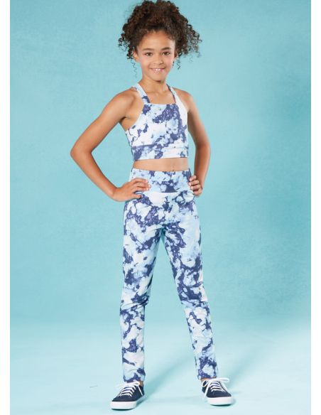 Patron McCall's 8374.A - Veste, haut et collant