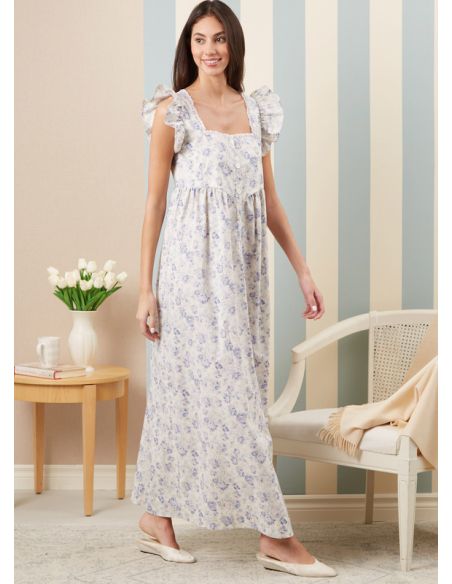 Patron McCall's 8381.A - Robe de chambre, chemise de nuit