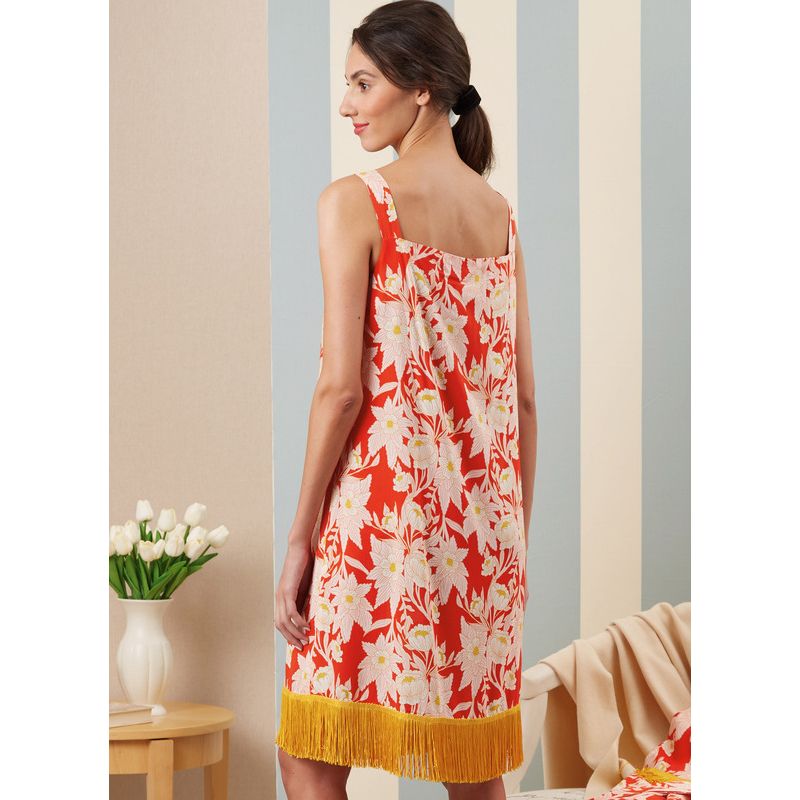 Patron McCall's 8392.K5 - Vêtements de nuit