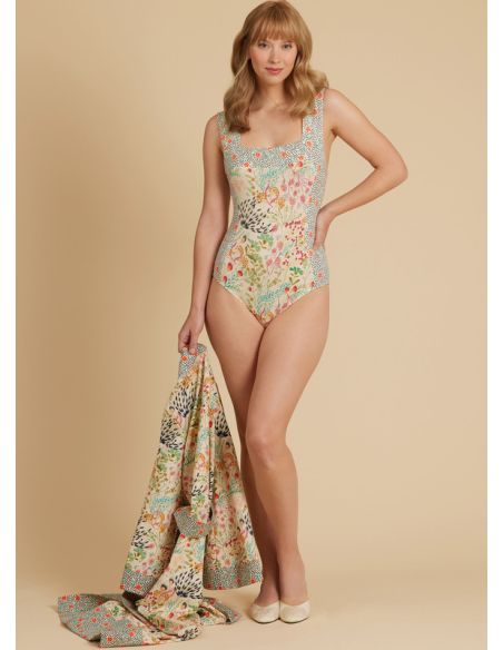 Patron McCall's 8411.D5 - Corsage-culotte, robe de chambre, short et pantalon