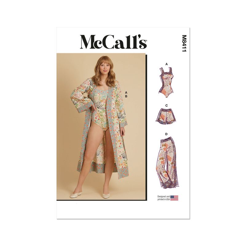 Patron McCall's 8411.D5 - Corsage-culotte, robe de chambre, short et pantalon