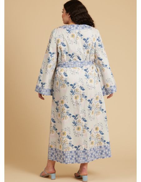 Patron McCall's 8412.W2 - Corsage-culotte, robe de chambre, short et pantalon