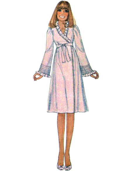 Patron McCall's 8430.A - Robe de Chambre et Chemise de Nuit