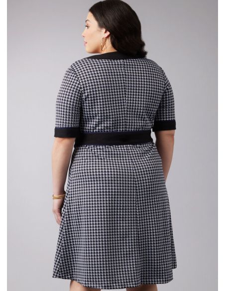 Patron McCall's 8435.W2 - Robes