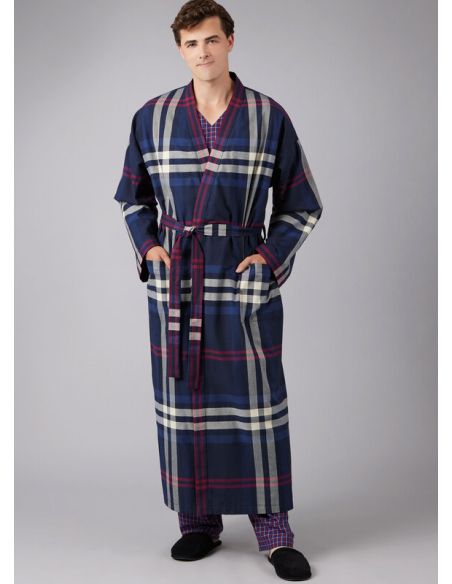Patron McCall's 8443.A - Robe de Chambre et Chemise de Nuit