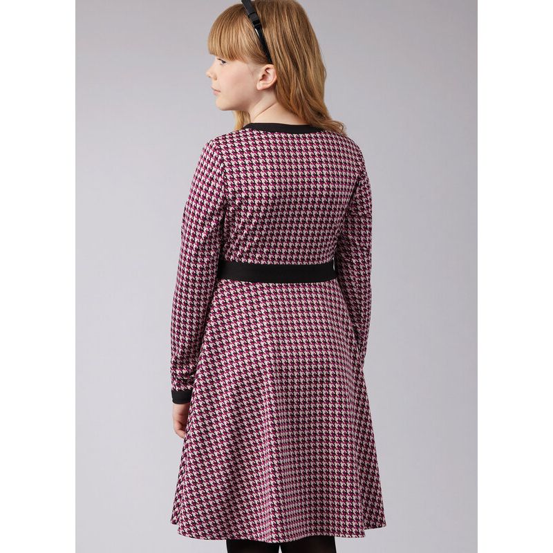 Patron McCall's 8445.A - Robes