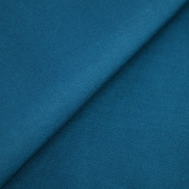 Gabardine coton et polyester bleu canard